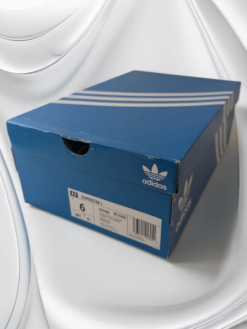 Adidas Classic Originals Superstar J Grade School Black/White Size 6